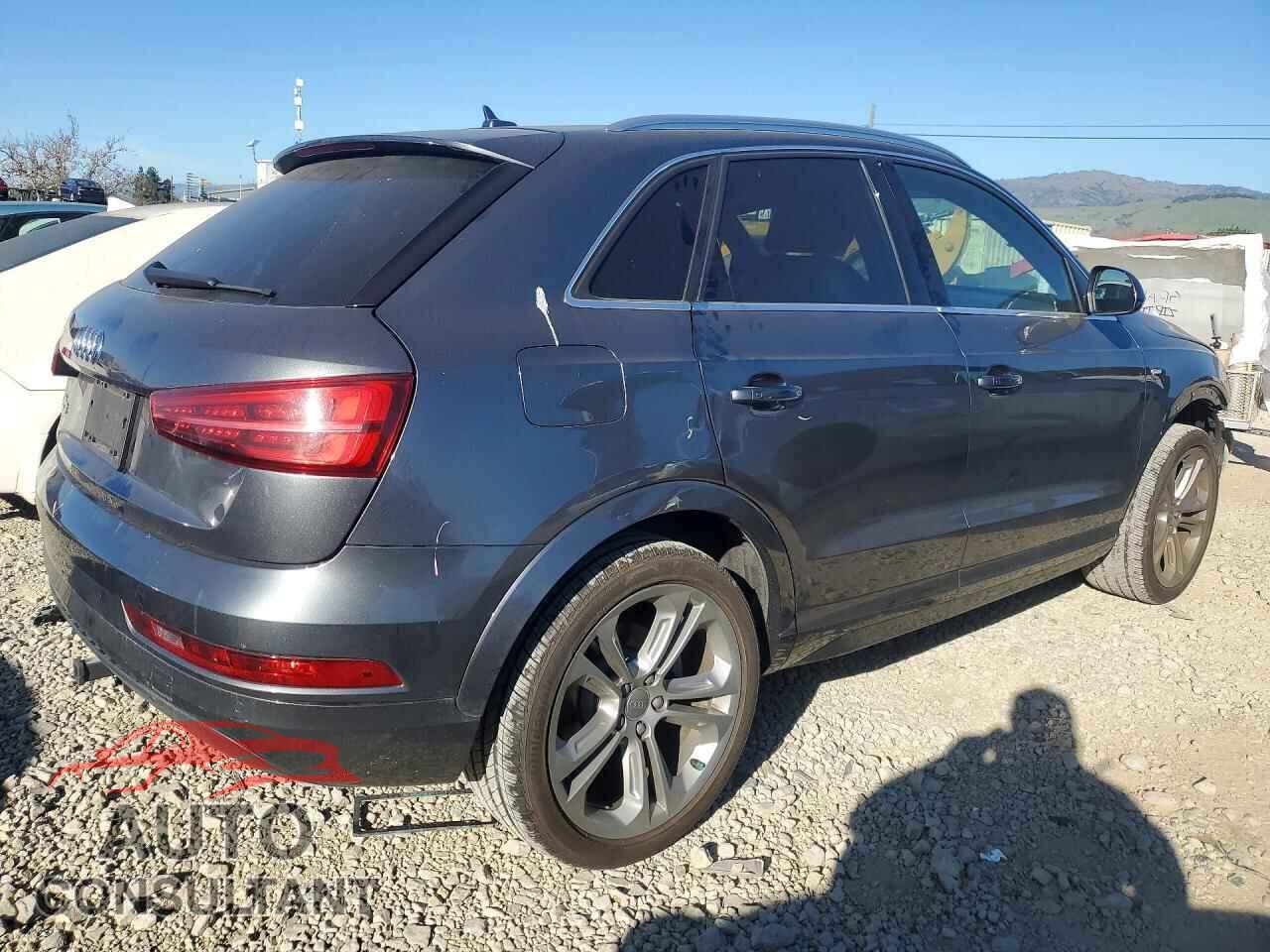 AUDI Q3 2018 - WA1HCCFS0JR003959