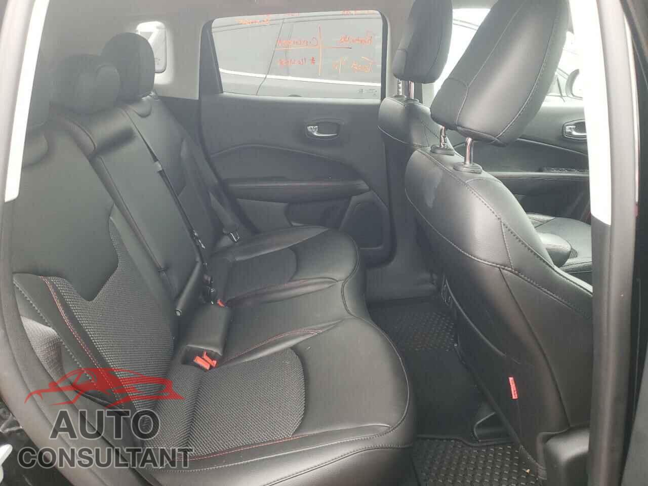 JEEP COMPASS 2020 - 3C4NJDDB4LT156927