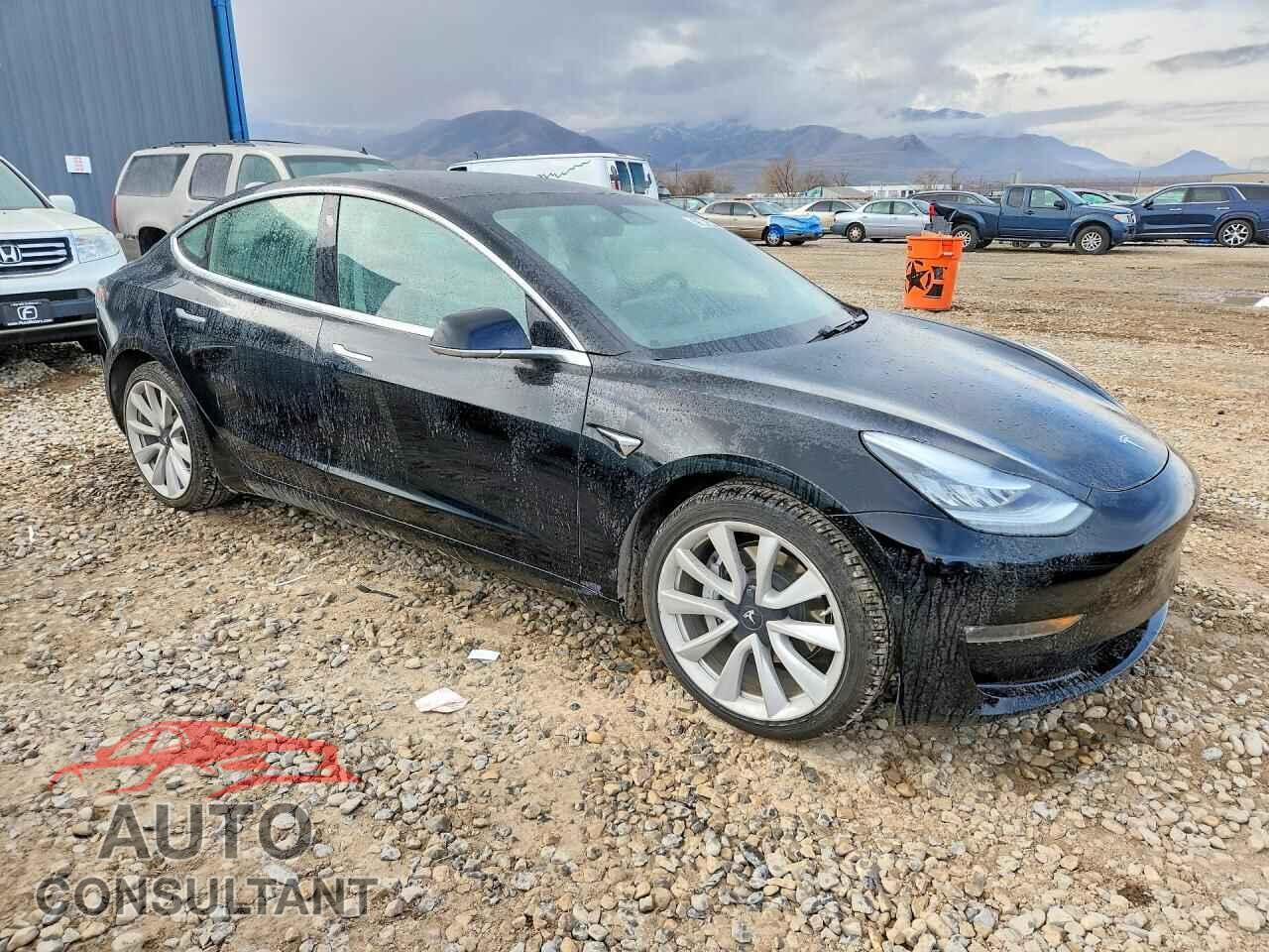 TESLA MODEL 3 2020 - 5YJ3E1EB4LF600492