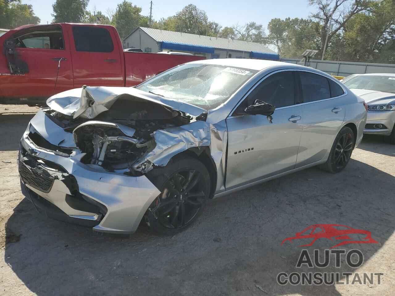 CHEVROLET MALIBU 2018 - 1G1ZD5ST0JF260230
