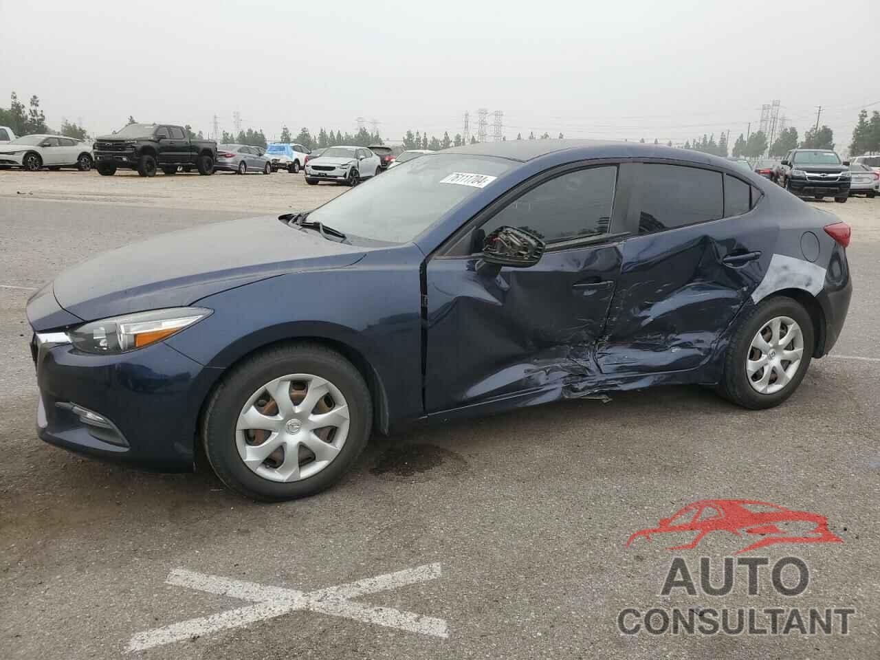 MAZDA 3 2018 - 3MZBN1U74JM176844
