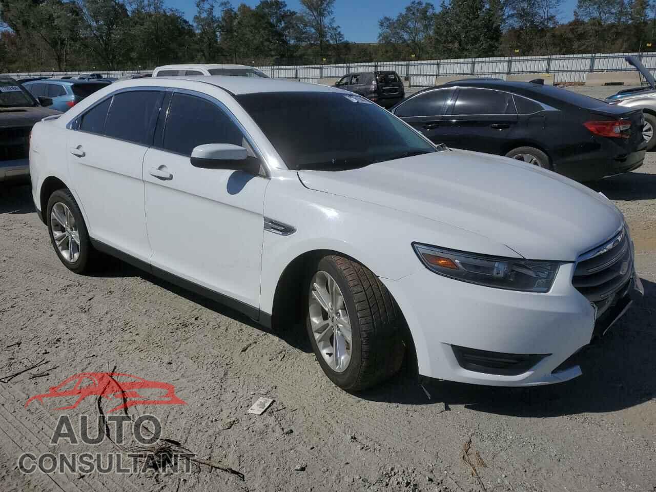 FORD TAURUS 2013 - 1FAHP2E81DG176552