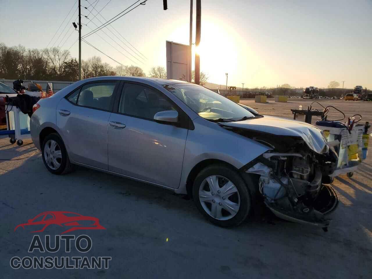 TOYOTA COROLLA 2015 - 5YFBURHE7FP210224
