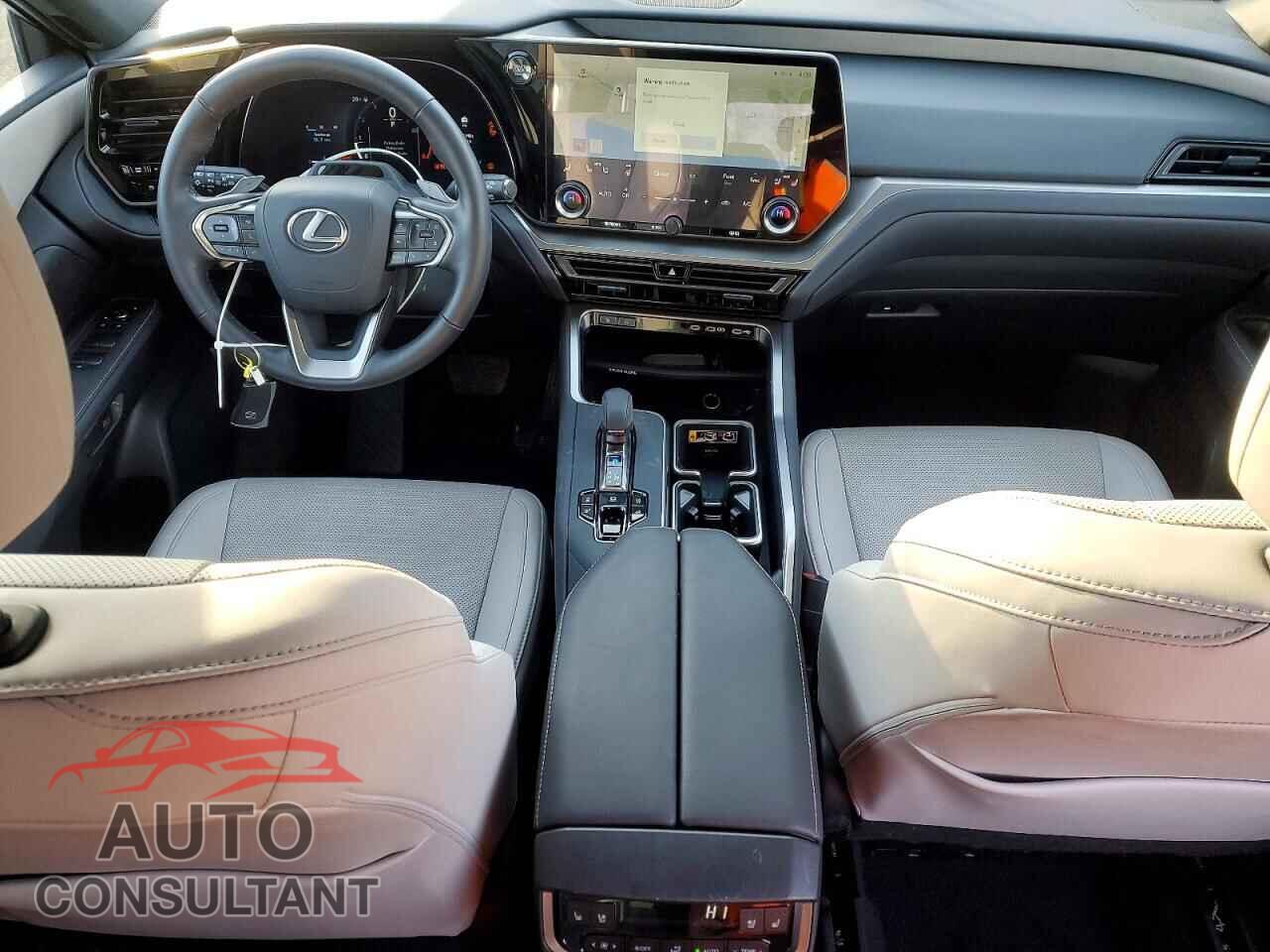 LEXUS UNKNOWN 2025 - 5TDAAAB6XSS028106