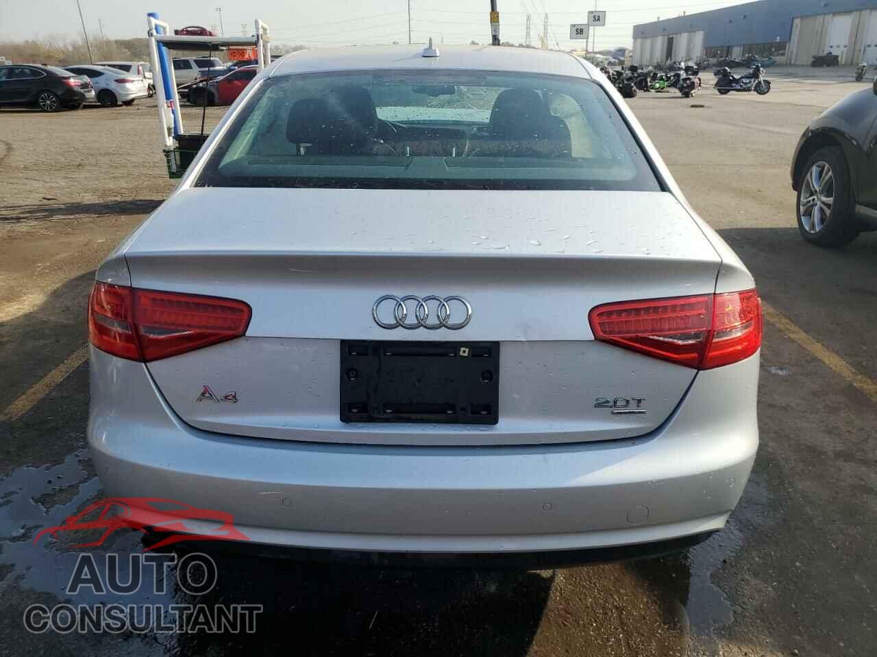 AUDI A4 2013 - WAUFFAFL2DN004976