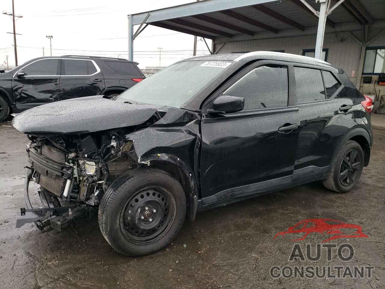 NISSAN KICKS 2018 - 3N1CP5CU0JL503586