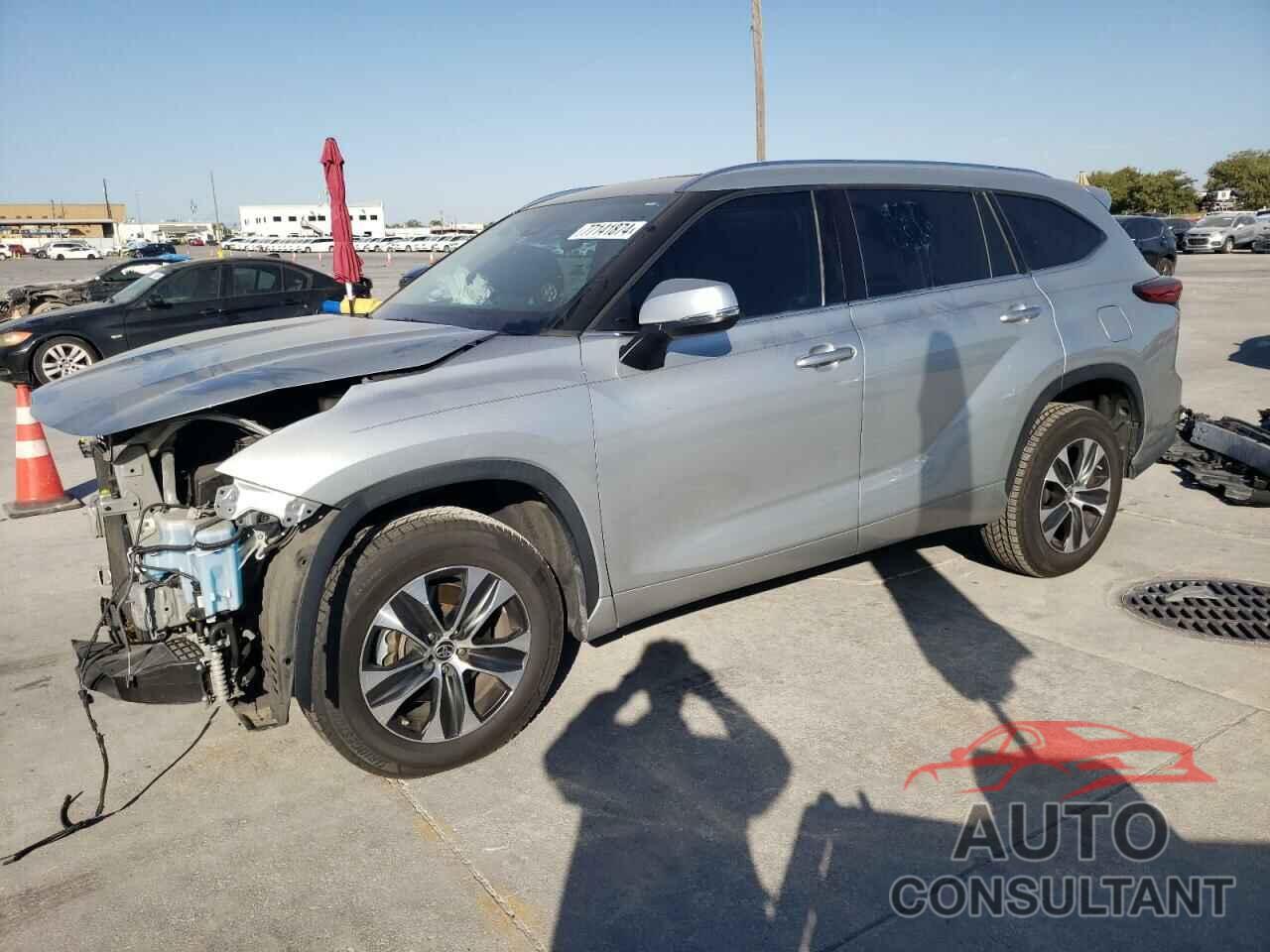 TOYOTA HIGHLANDER 2020 - 5TDGZRAHXLS012316