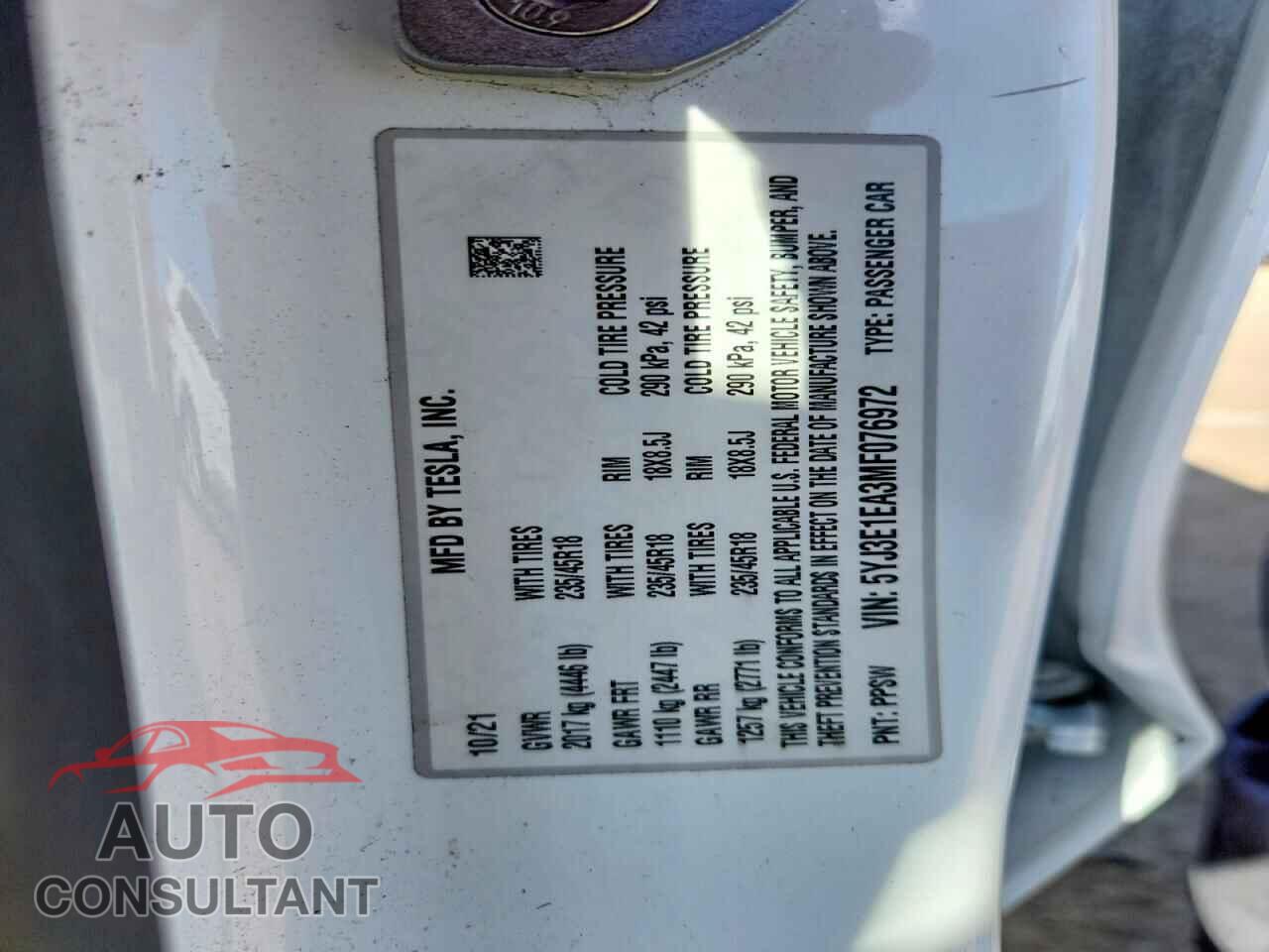 TESLA MODEL 3 2021 - 5YJ3E1EA3MF076972
