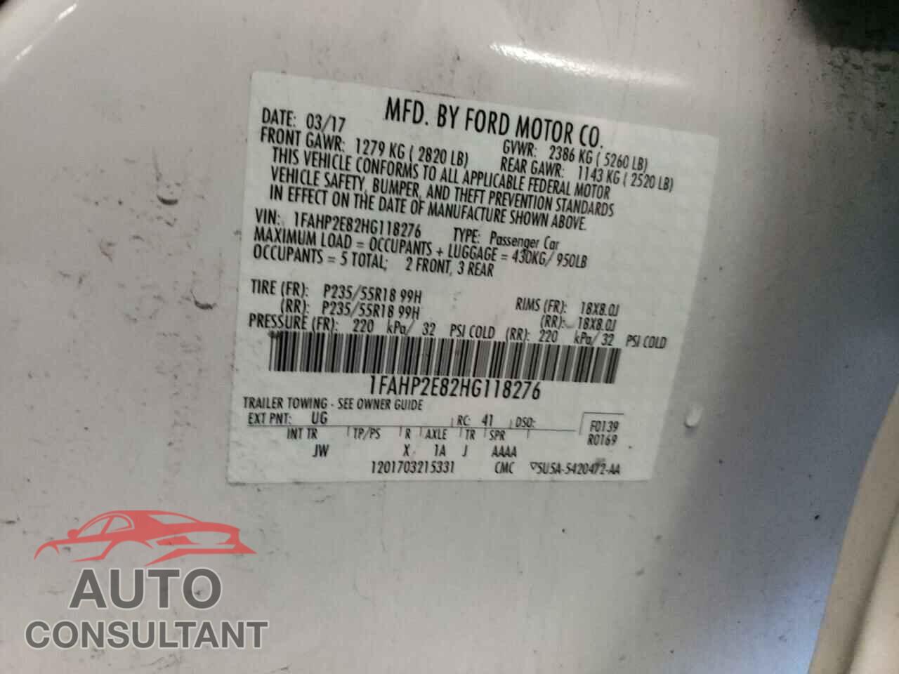 FORD TAURUS 2017 - 1FAHP2E82HG118276