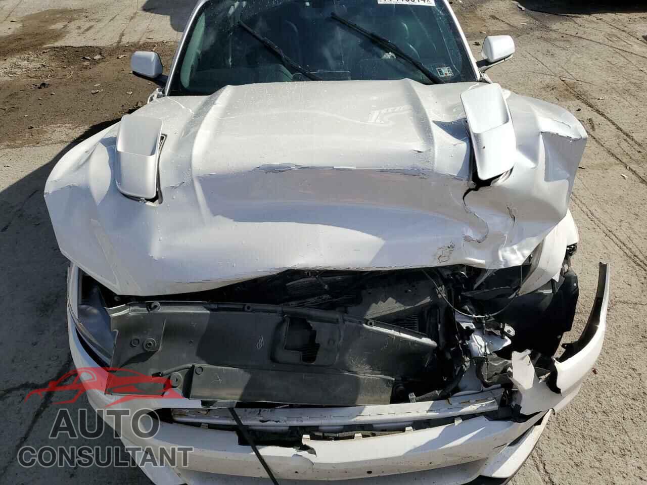 FORD MUSTANG 2017 - 1FA6P8CF6H5322585
