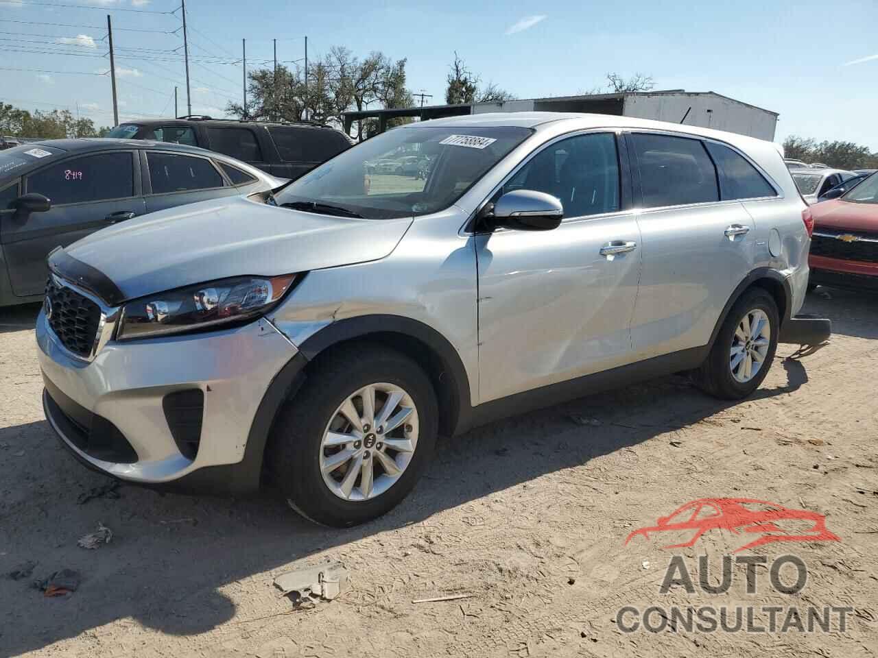 KIA SORENTO 2019 - 5XYPG4A37KG464393