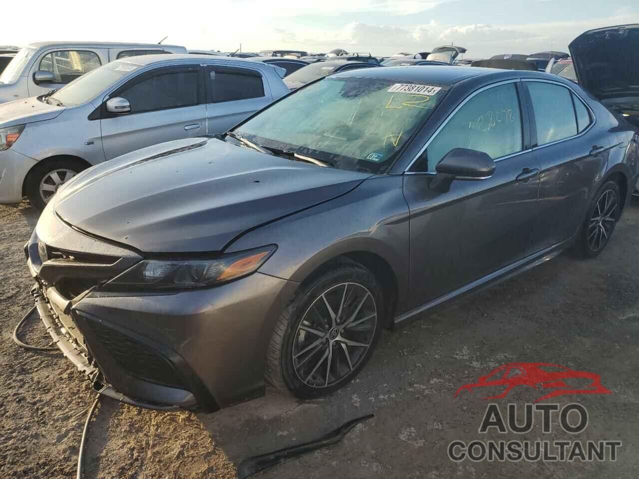 TOYOTA CAMRY 2022 - 4T1G11AK1NU699040