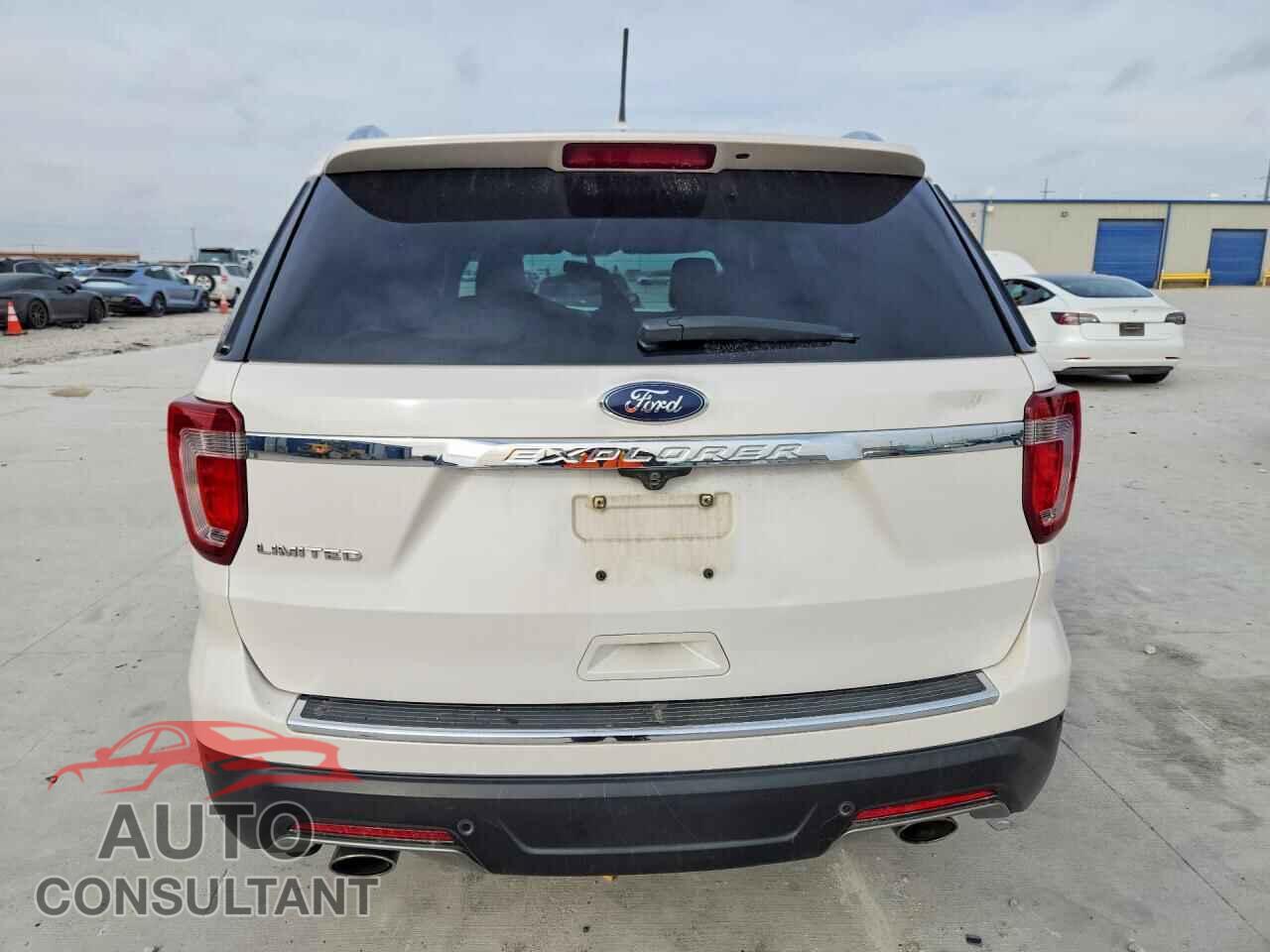 FORD EXPLORER 2018 - 1FM5K7F89JGB87958