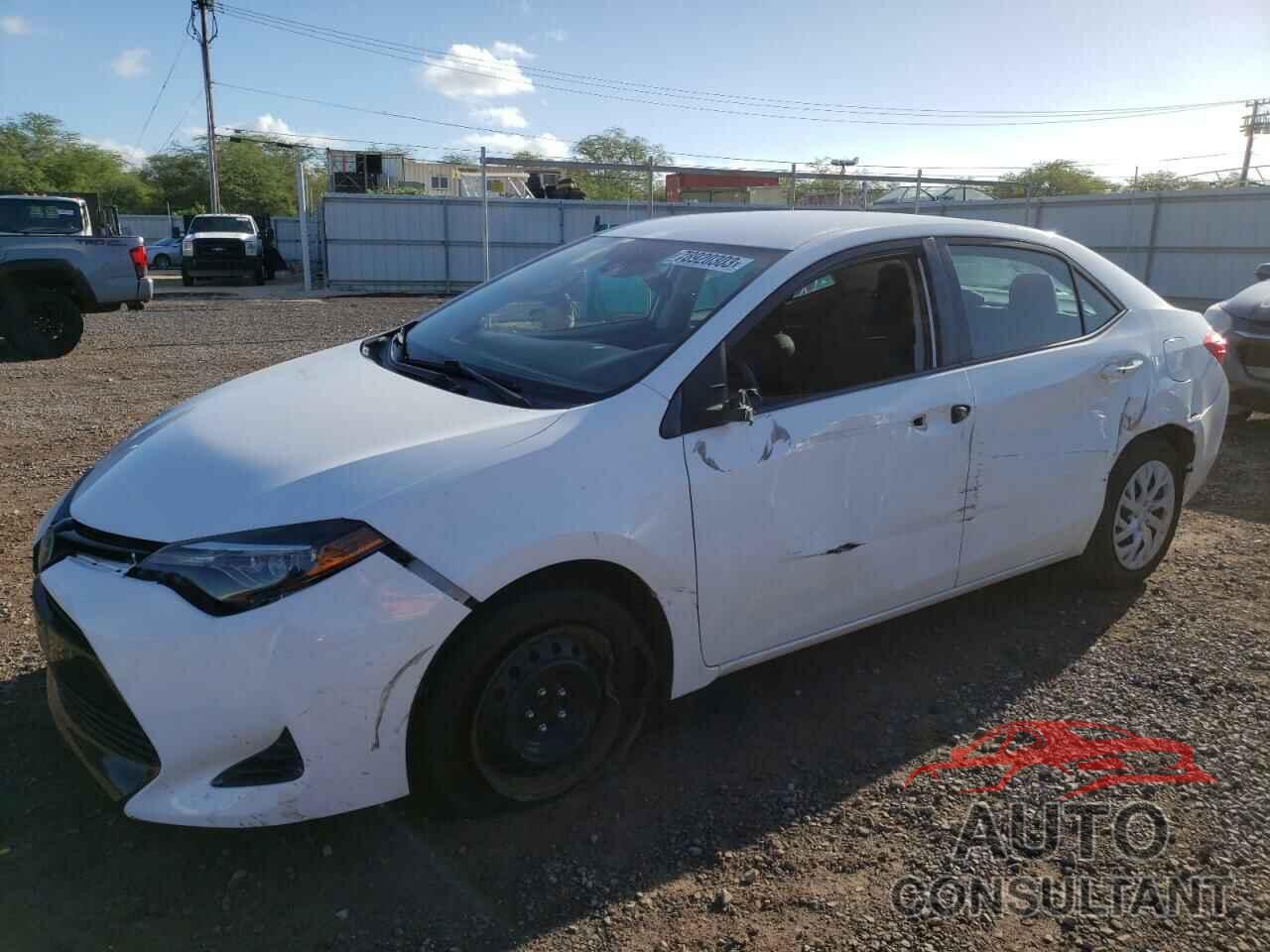 TOYOTA COROLLA 2018 - 5YFBURHE4JP773997