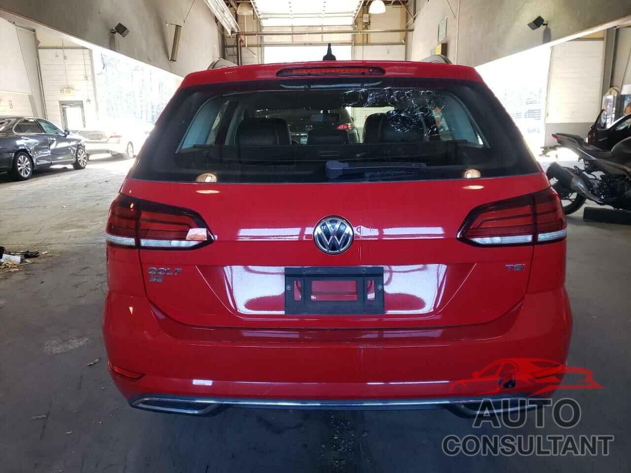 VOLKSWAGEN GOLF 2018 - 3VWD17AU3JM753316