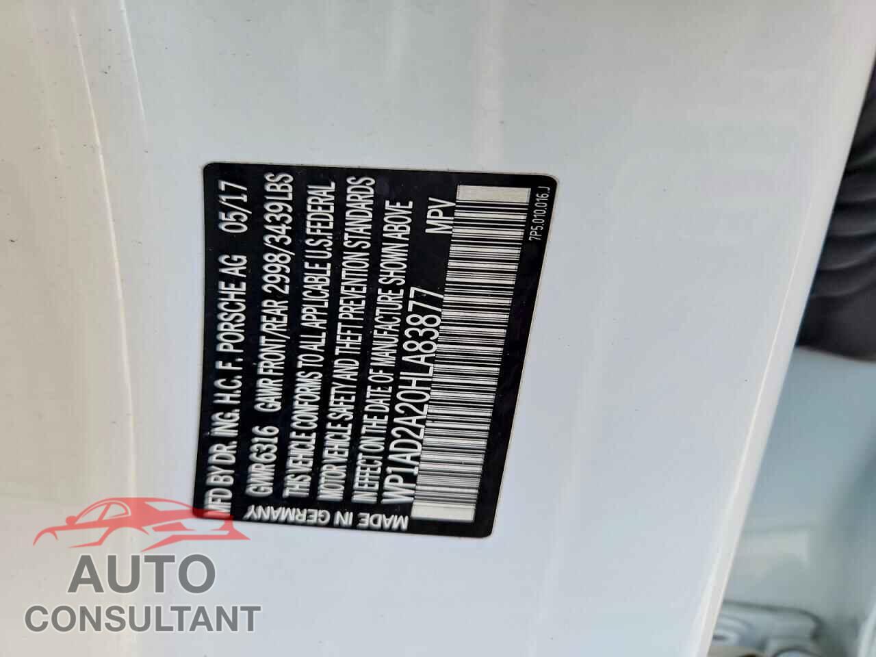 PORSCHE CAYENNE 2017 - WP1AD2A20HLA83877