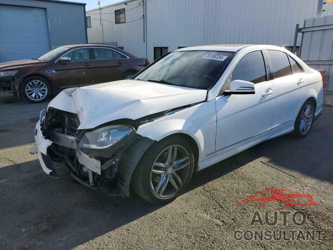 MERCEDES-BENZ C-CLASS 2014 - WDDGF4HBXEA965224