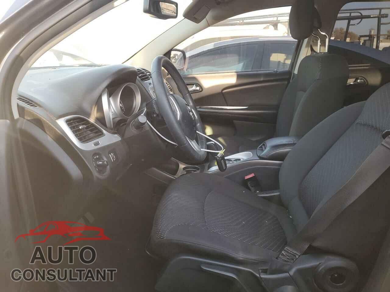 DODGE JOURNEY 2017 - 3C4PDCBB5HT582226