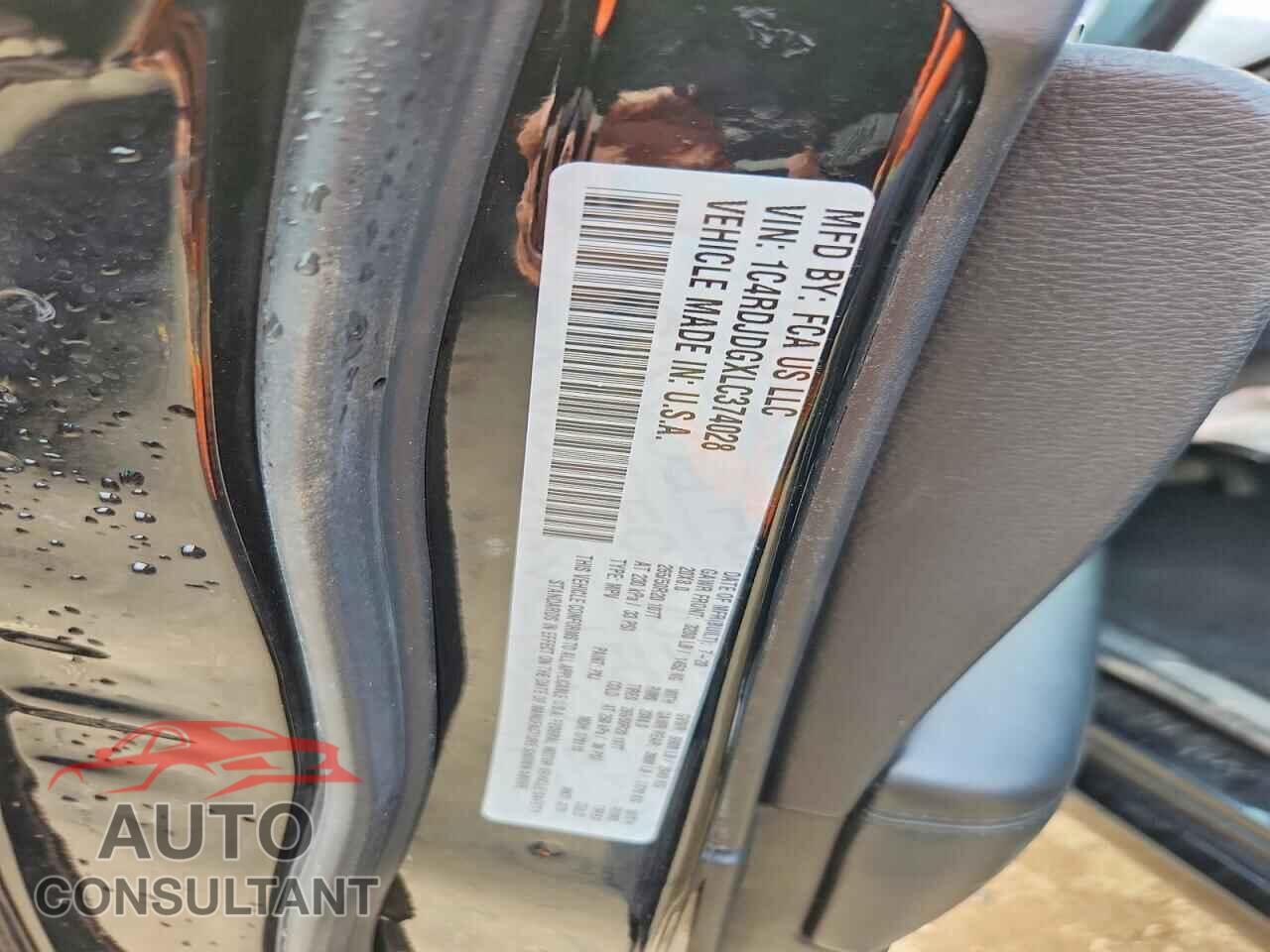 DODGE DURANGO 2020 - 1C4RDJDGXLC374028