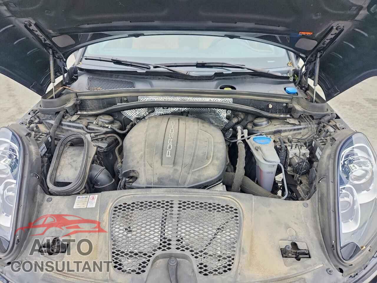PORSCHE MACAN 2018 - WP1AA2A53JLB07355