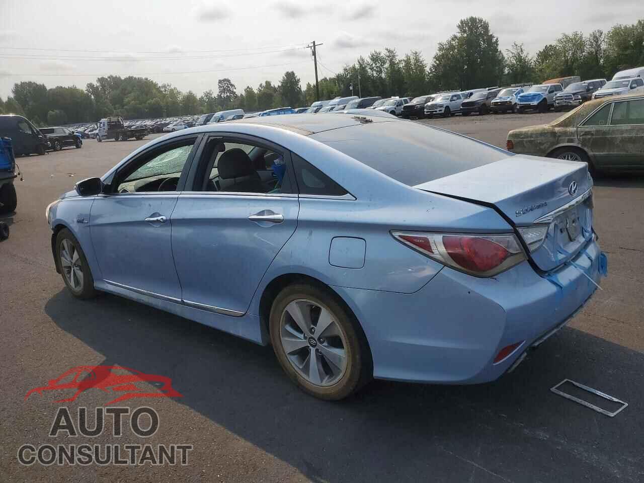 HYUNDAI SONATA 2012 - KMHEC4A45CA059920