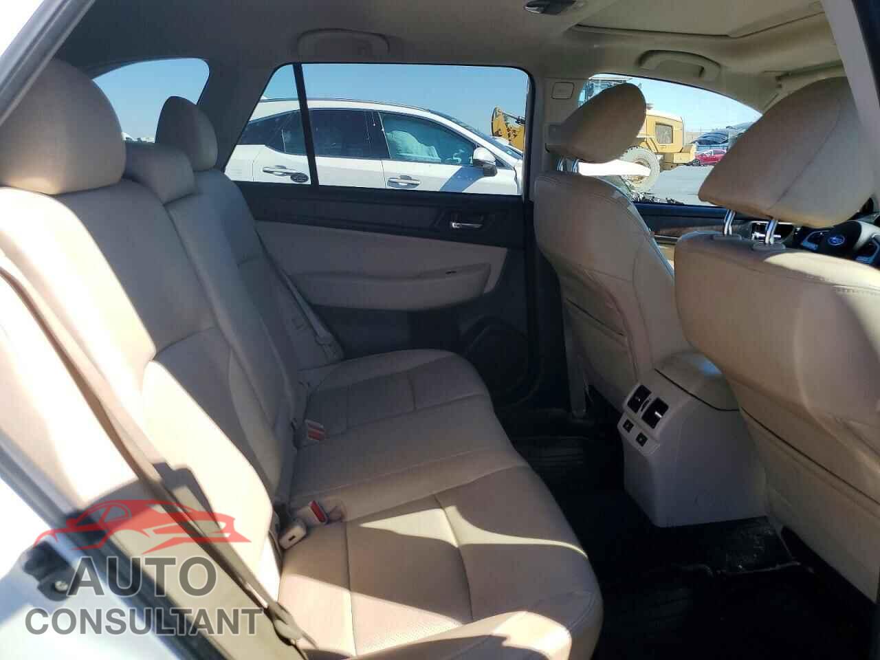 SUBARU OUTBACK 2017 - 4S4BSANC3H3336842