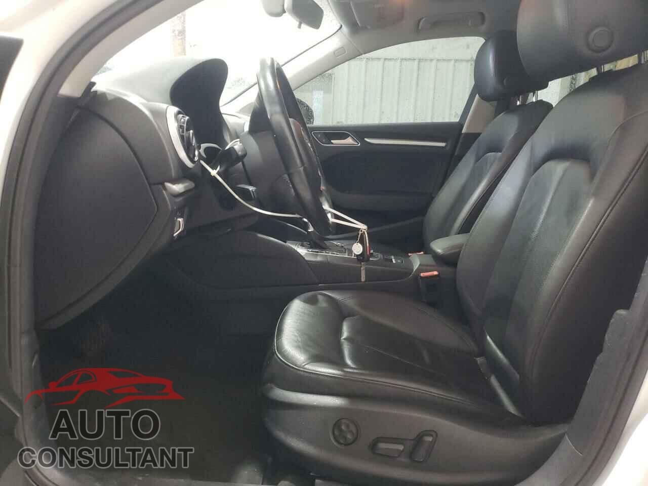 AUDI A3 2016 - WAUA7GFF2G1053904