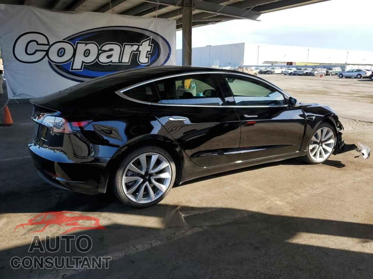 TESLA MODEL 3 2018 - 5YJ3E1EB7JF186671
