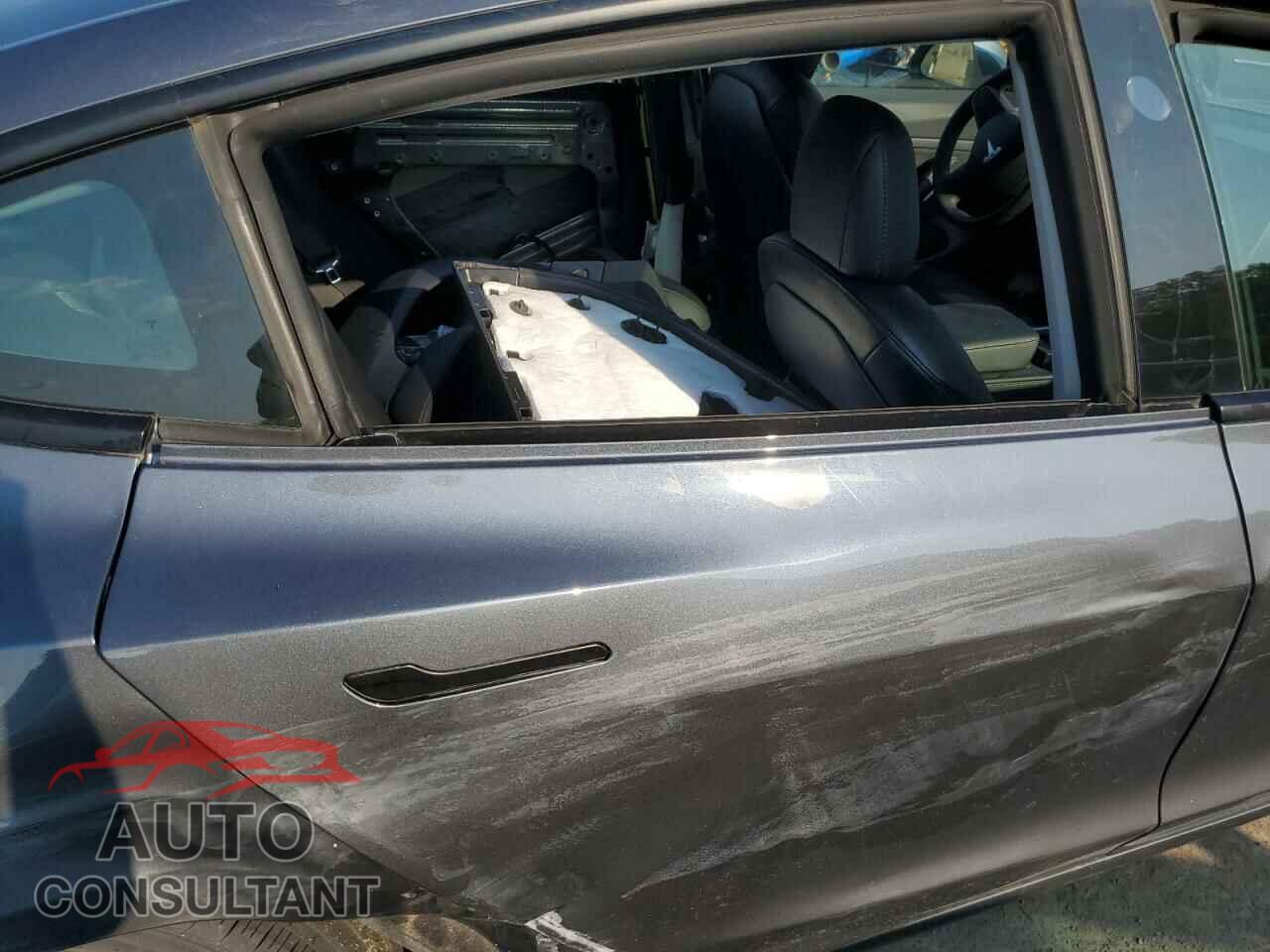 TESLA MODEL 3 2021 - 5YJ3E1EA8MF878126