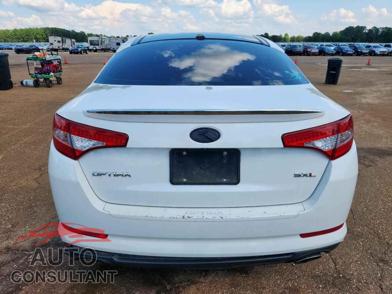 KIA OPTIMA 2013 - 5XXGR4A60DG235789