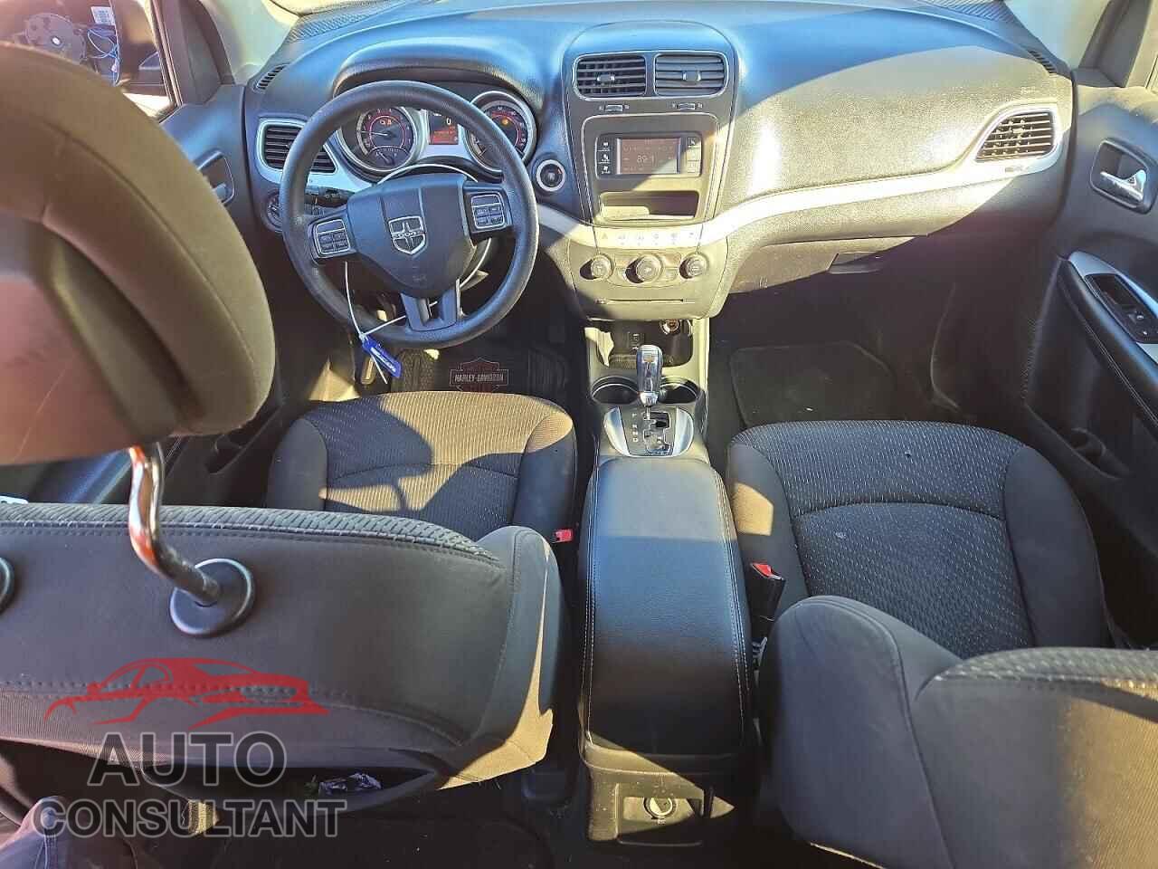 DODGE JOURNEY 2017 - 3C4PDCBG8HT589294