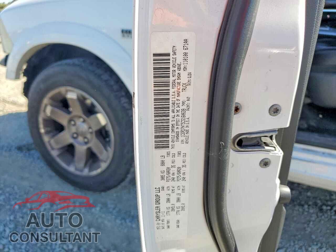 DODGE RAM 1500 2012 - 1C6RD7NT5CS160639