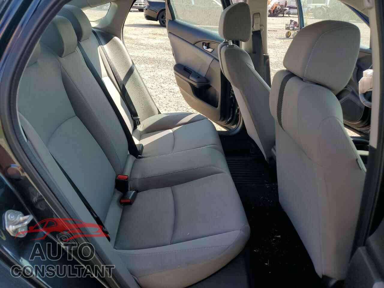 HONDA CIVIC 2018 - 2HGFC2F59JH539098