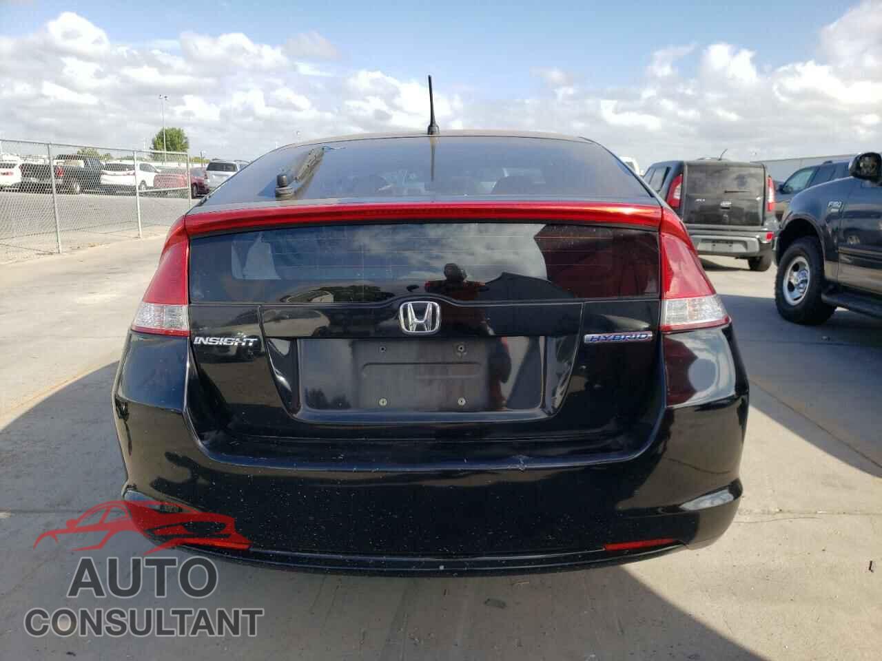 HONDA INSIGHT 2011 - JHMZE2H70BS008031