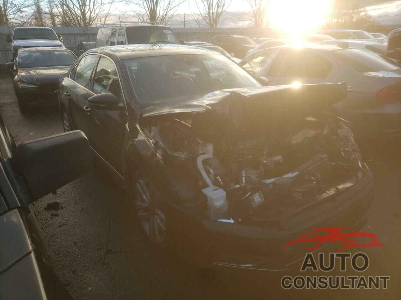 VOLKSWAGEN PASSAT 2017 - 1VWCT7A33HC007439