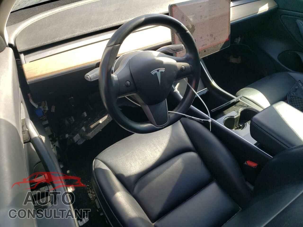 TESLA MODEL 3 2019 - 5YJ3E1EA7KF422549