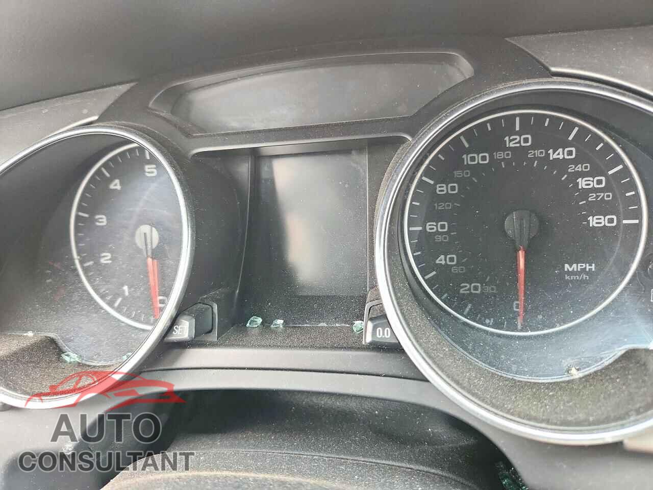 AUDI A5 2010 - WAULFAFH1AN020192