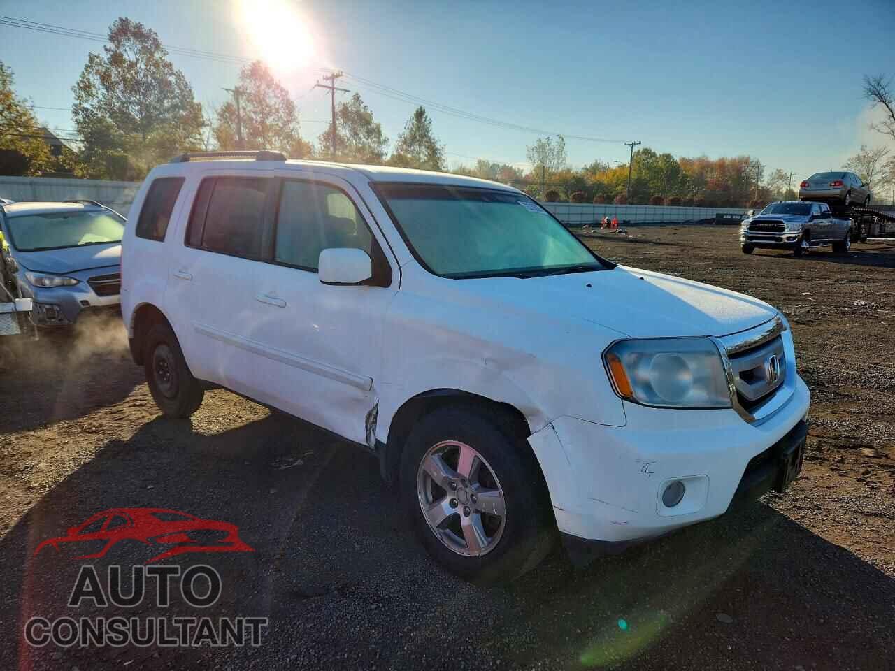 HONDA PILOT 2010 - 5FNYF4H48AB040202