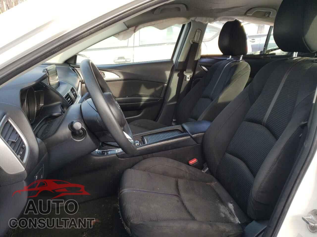 MAZDA 3 2017 - 3MZBN1U77HM103588