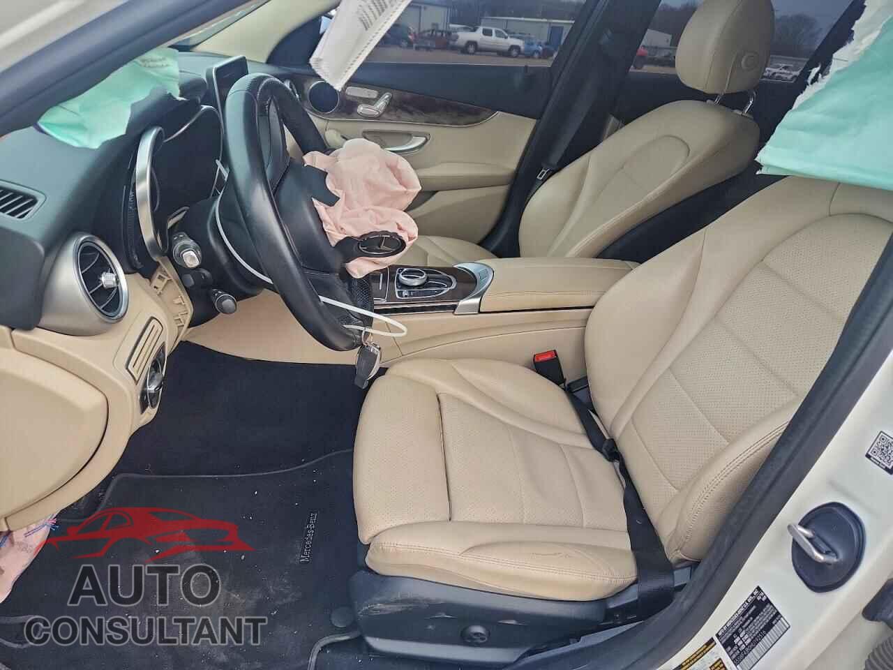 MERCEDES-BENZ C-CLASS 2017 - 55SWF4JB0HU192516