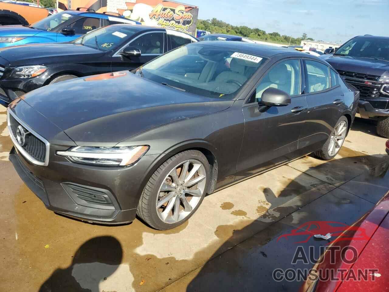 VOLVO S60 2019 - 7JR102FK2KG016933