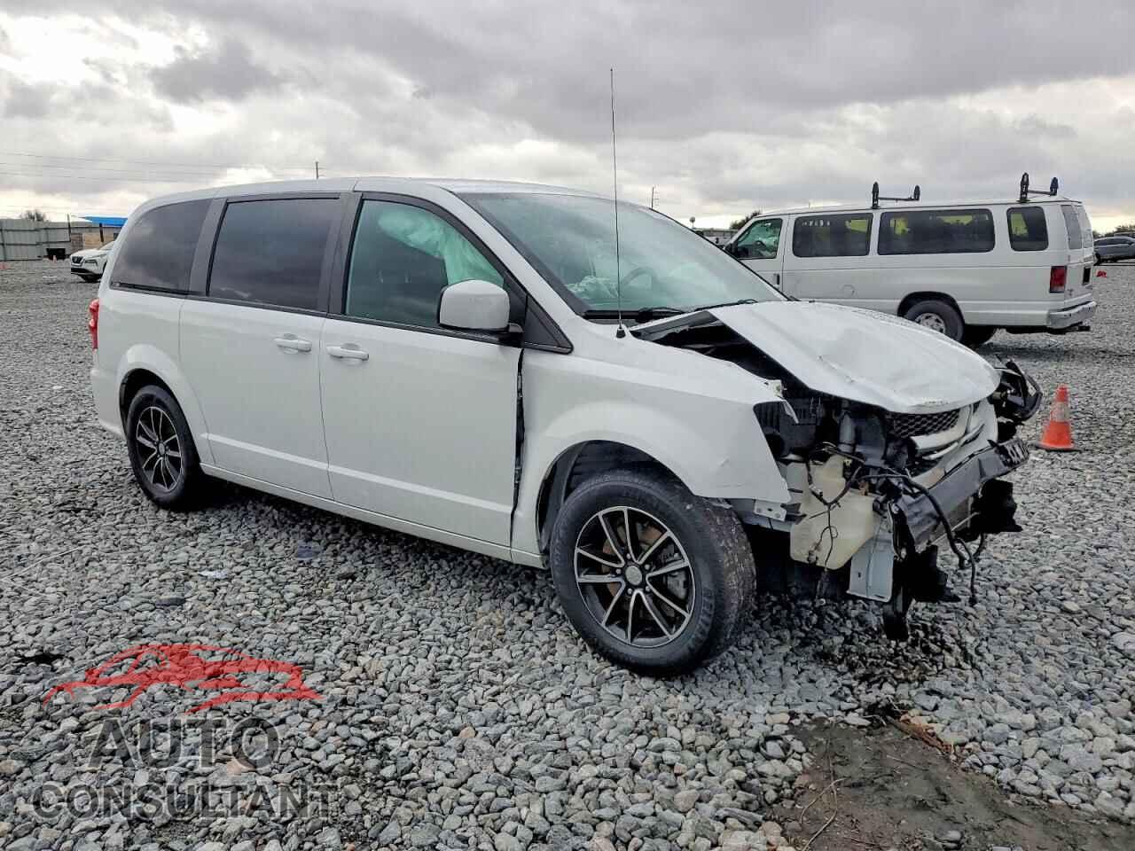 DODGE CARAVAN 2018 - 2C4RDGEG8JR214686