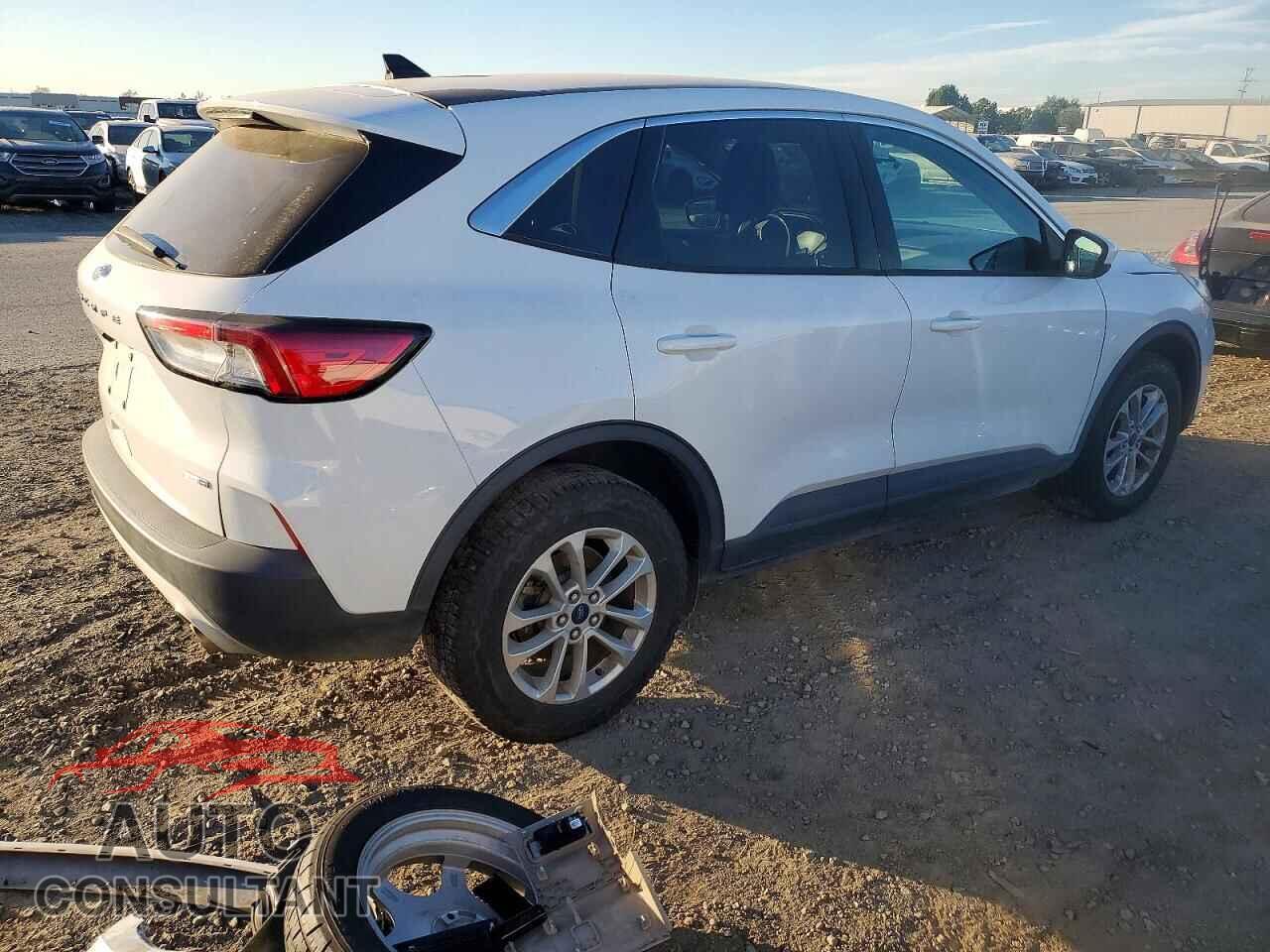 FORD ESCAPE 2020 - 1FMCU9G67LUA10839