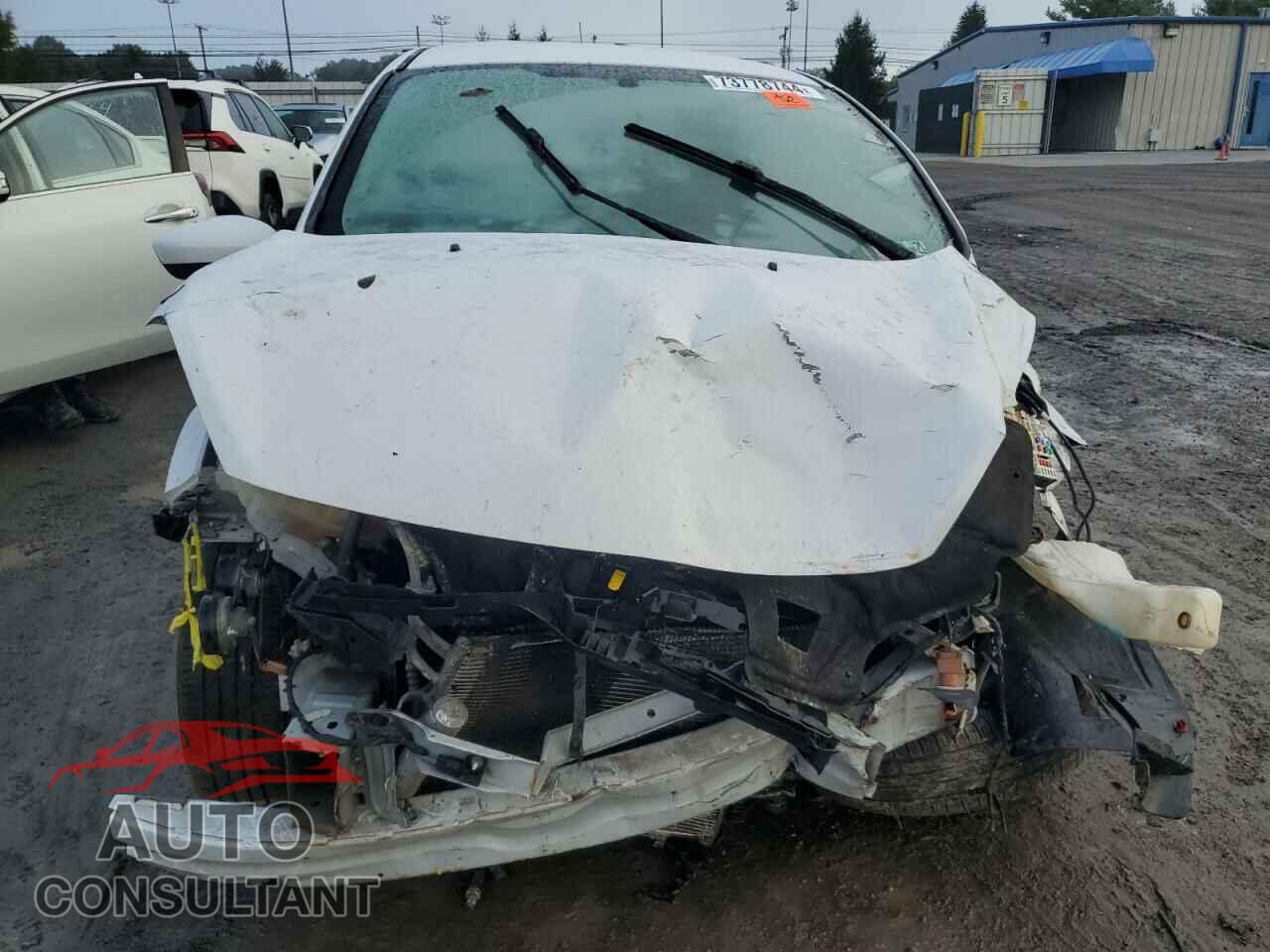 FORD FIESTA 2012 - 3FADP4EJ5CM156905