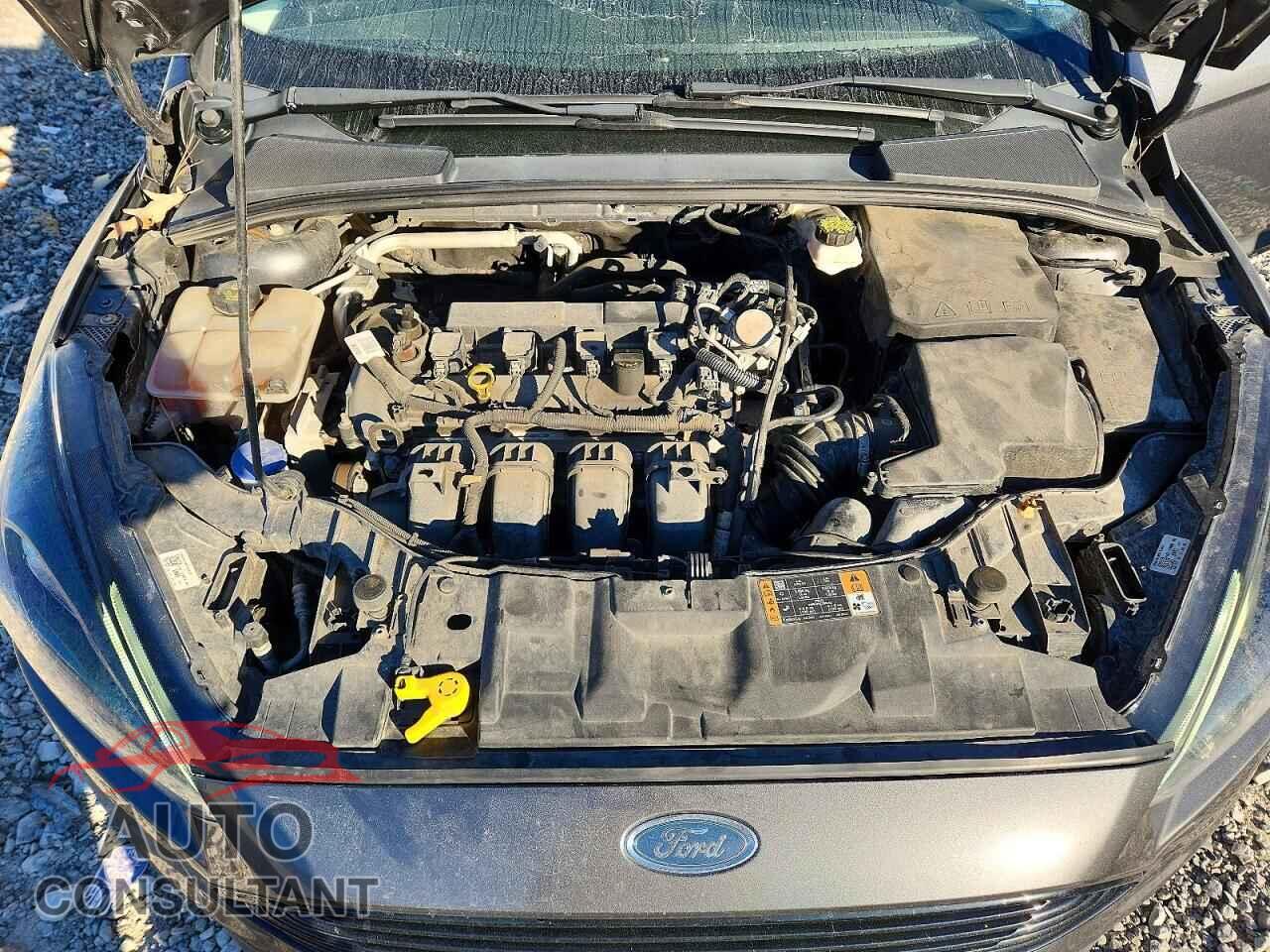 FORD FOCUS 2018 - 1FADP3F26JL297921
