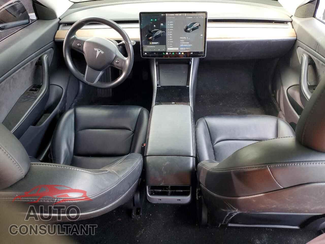 TESLA MODEL 3 2019 - 5YJ3E1EA5KF296689