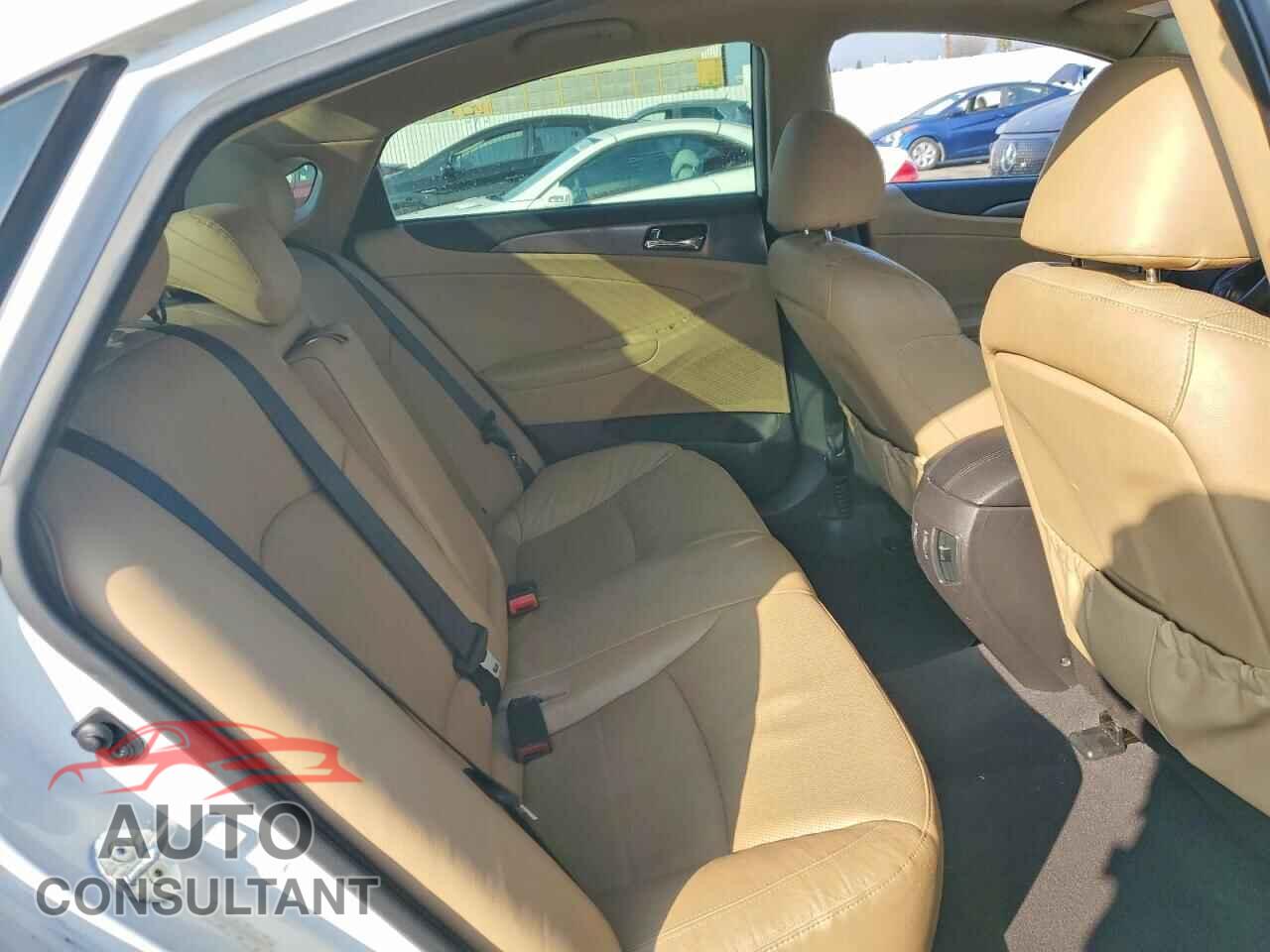 HYUNDAI SONATA 2012 - KMHEC4A43CA030691