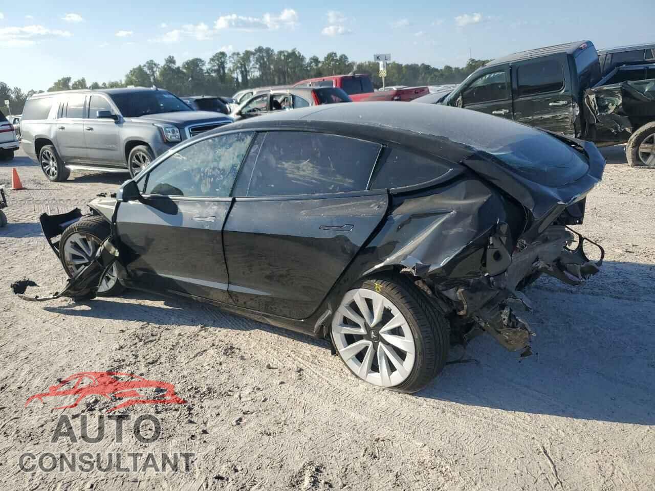 TESLA MODEL 3 2022 - 5YJ3E1EA7NF121994