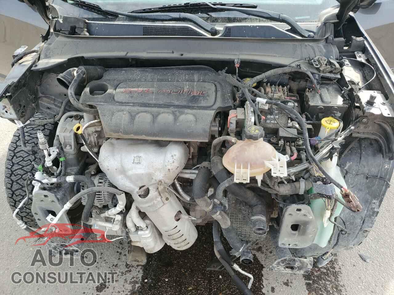 JEEP COMPASS 2018 - 3C4NJDBB5JT259189