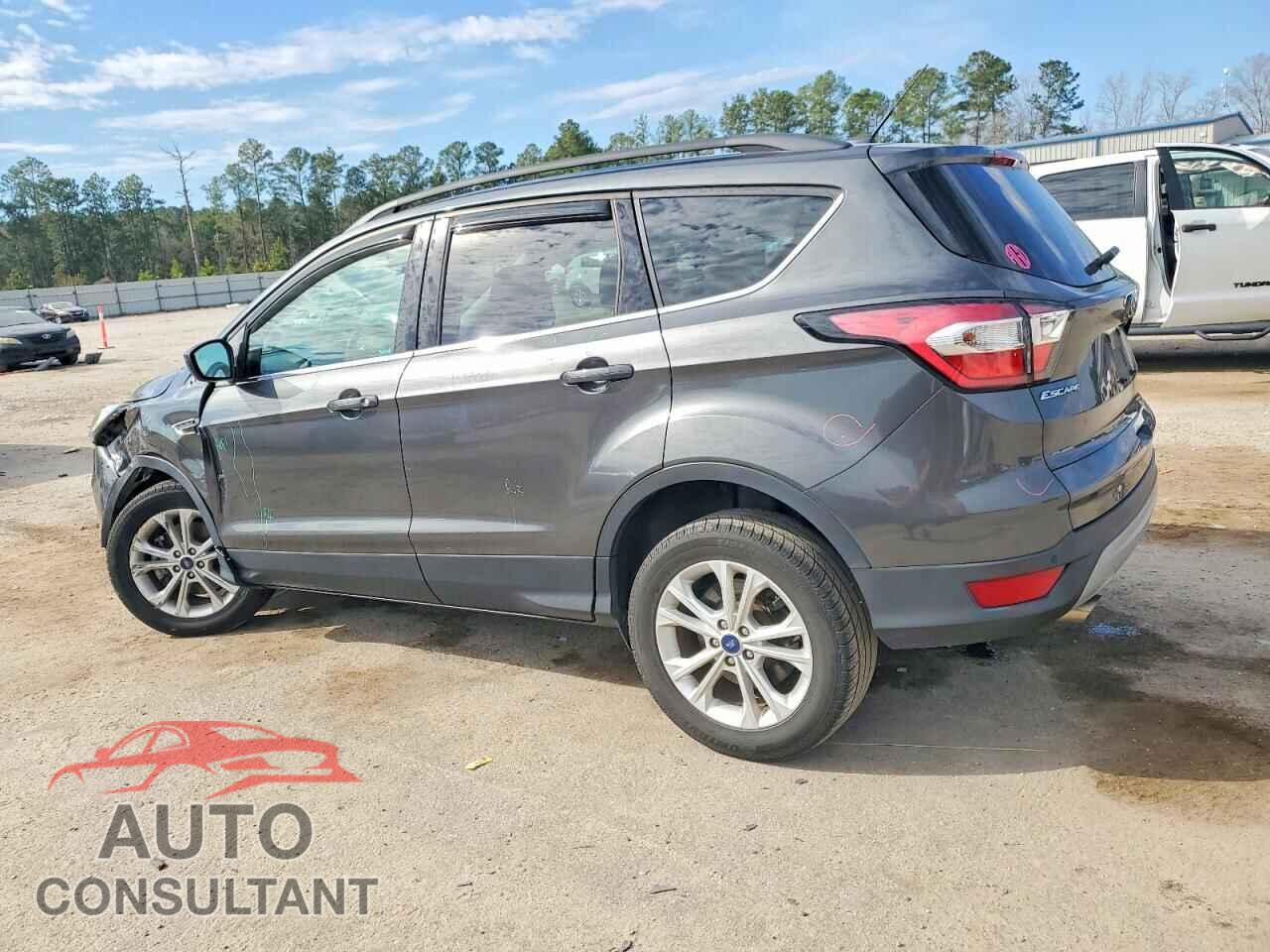 FORD ESCAPE 2017 - 1FMCU0G92HUD34679